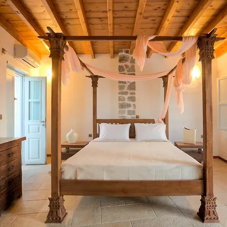 Acqua Blu Boutique Aparthotel 3*